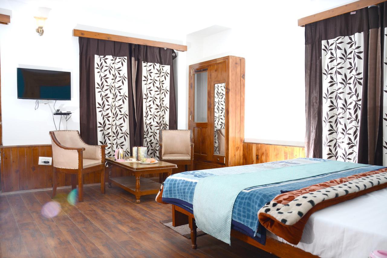 Hotel Rajhans Manali Manāli Exterior foto