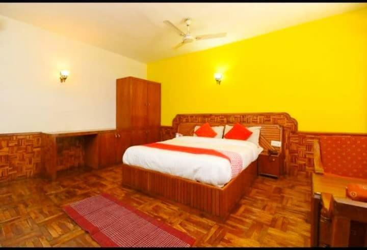 Hotel Rajhans Manali Manāli Exterior foto