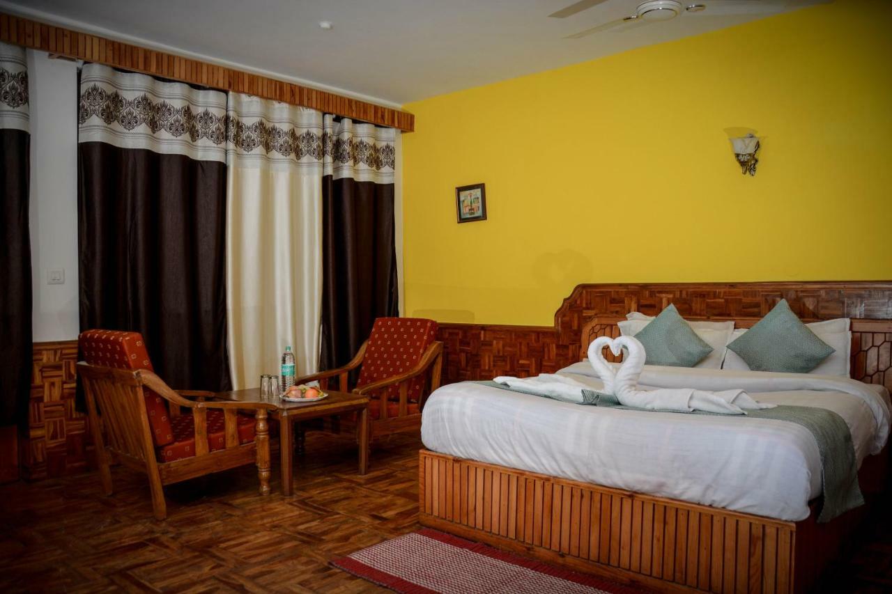 Hotel Rajhans Manali Manāli Exterior foto